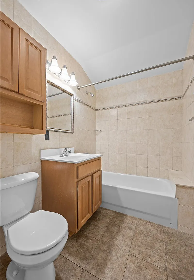 598 President Street — Photo 3