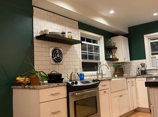 951 S Lincoln Rd, East Rochester, NY 14445