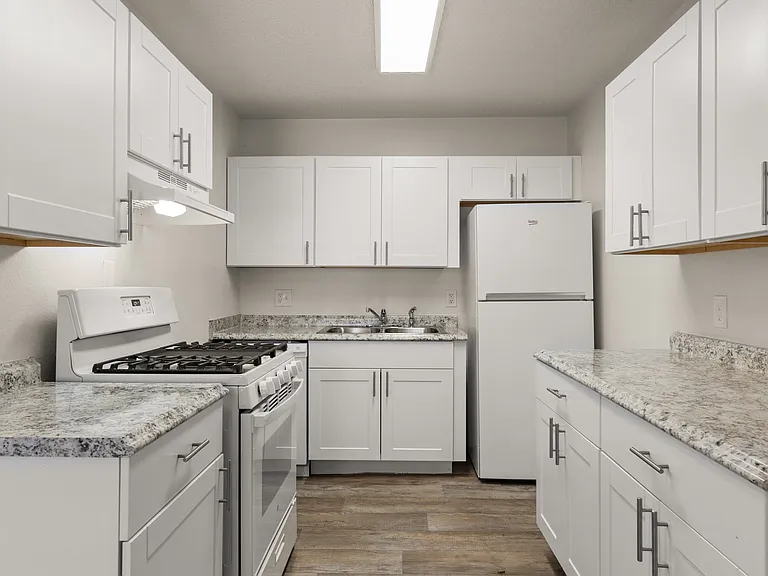 2800 Vail Ave SE #228 — Photo 9