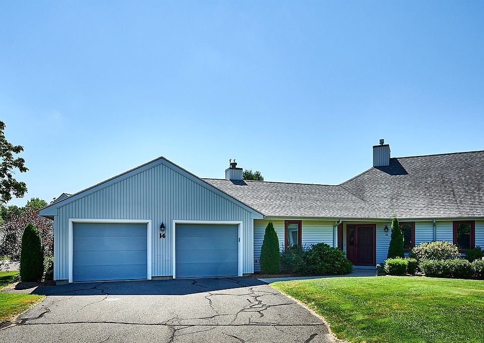 1st image of 14 McIntosh Dr