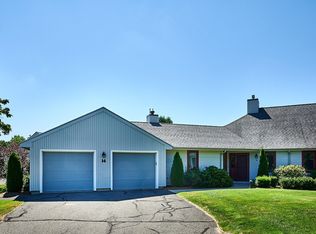 14 McIntosh Dr, Amherst, MA 01002