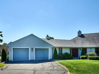 14 McIntosh Dr, Amherst, MA, 01002