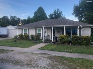 211 Spruce St, Garden City, MO 64747