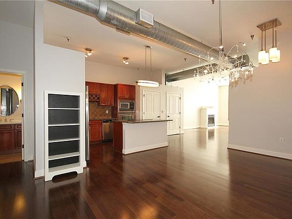 5th image of 612 Central 403 St #403