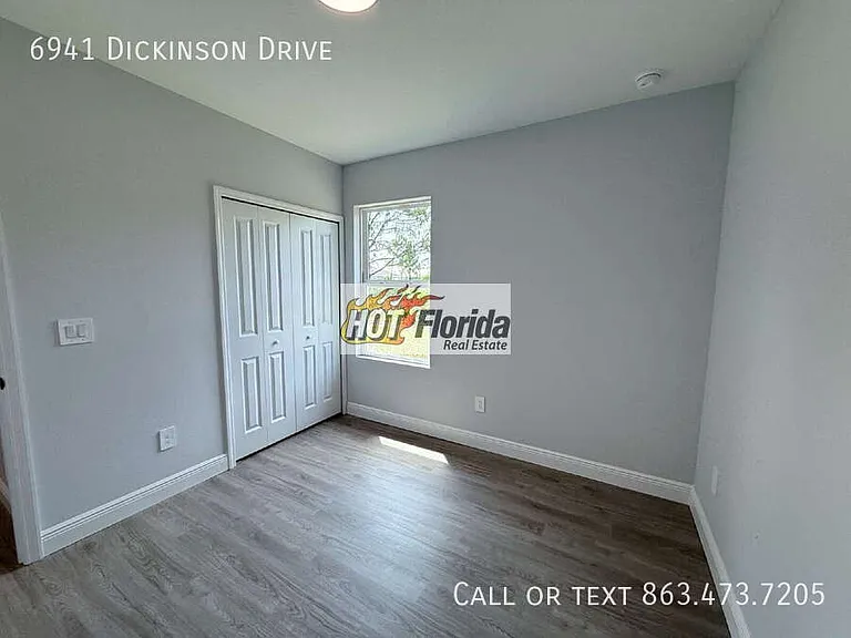 6941 Dickinson Dr — Photo 9
