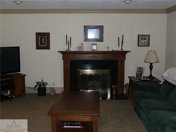 3rd image of 12645 Iroquois Dr