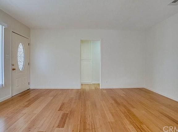 4th image of 5502 Ocana Ave
