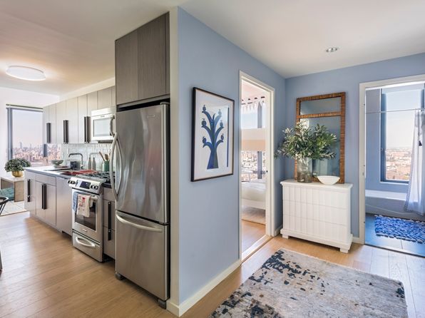 250 Ashland Pl #PENTHOUSE 3B