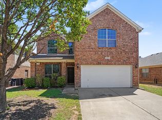 10800 Emerald Park Ln, Haslet, TX 76052