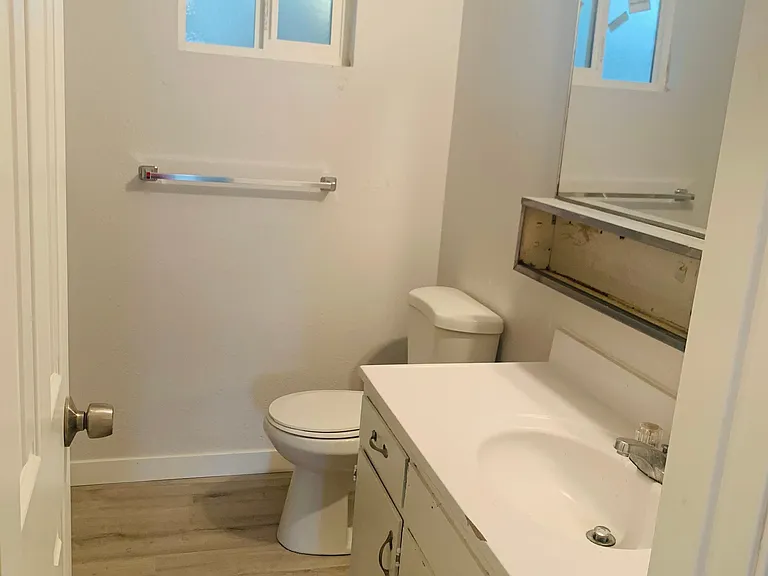 3114 Iowa Ave #1 — Photo 4