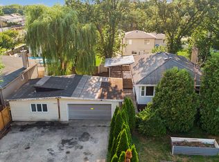 1308 S Bianco Villa Dr, Lockport, IL 60441