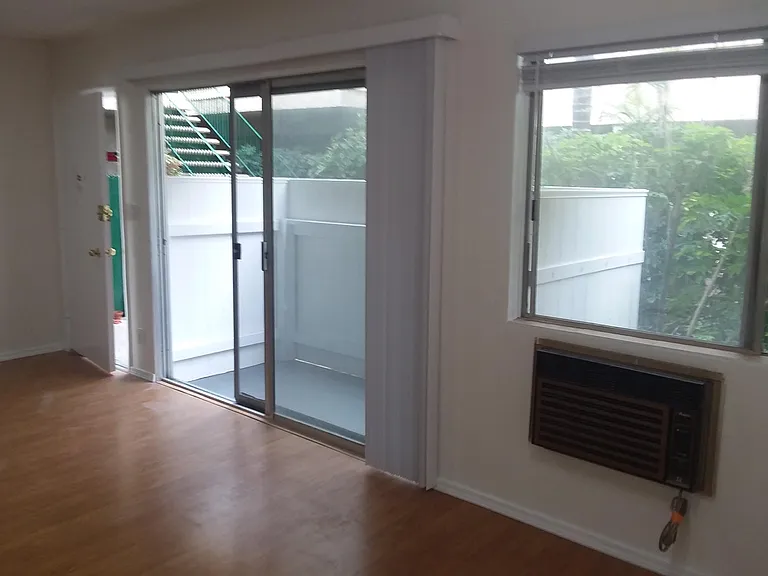 3736 Watseka Ave #3 — Photo 4