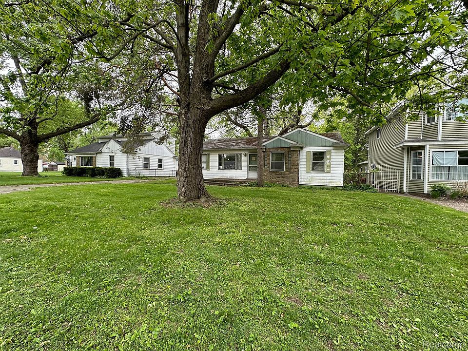 1st image of 19627 Weyher St