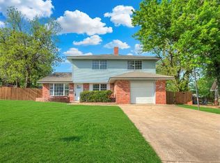 3407 Woodvale Dr, Midwest City, OK 73110