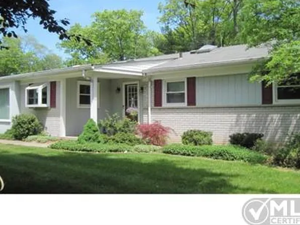 25070 Stonycroft Dr, Southfield, MI 48033