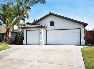 10510 Mersham Hill Dr, Bakersfield, CA 93311