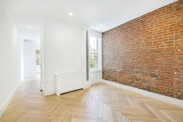Rented by Akelius Real Estate Management