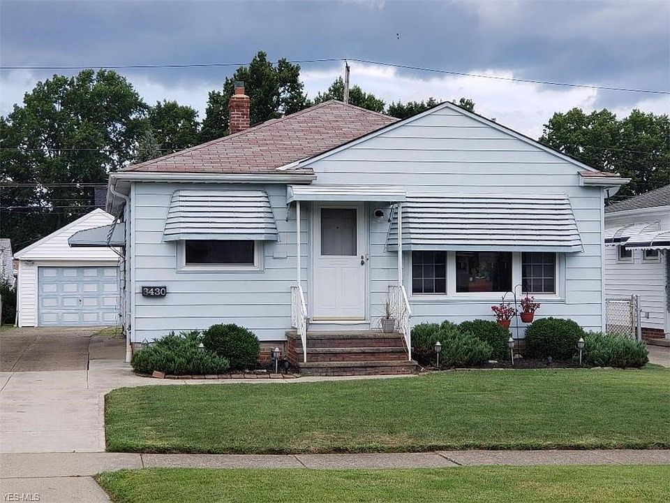 1st image of 3430 Center Dr