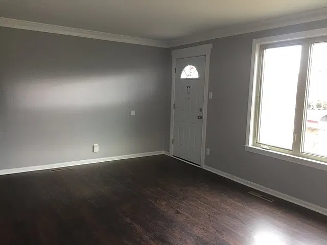8028 S. Kenton — Photo 4