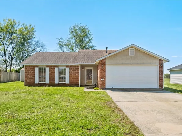 465 Iris Ave, Farmington, AR 72730