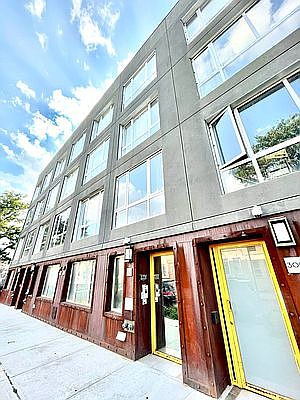 2nd image of 303 Cooper St #3A