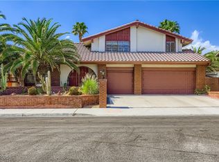 2216 Verdinal Dr, Las Vegas, NV 89146