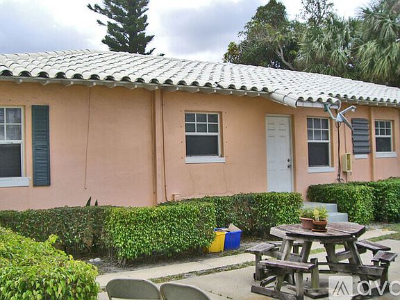 3rd image of 5903 N Flagler Dr #5903