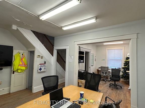 4th image of 87 Richmond Rd