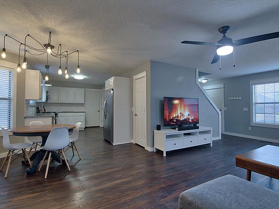 5th image of 2924 Canyon Oaks Ct