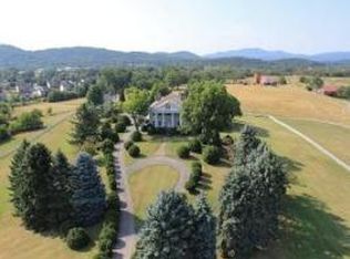 1911 Mountain View Rd, Vinton, VA 24179