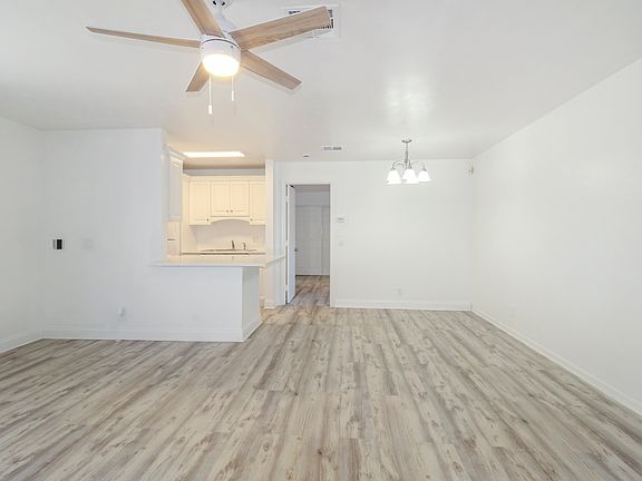 3rd image of 21 Crossings Cir #21