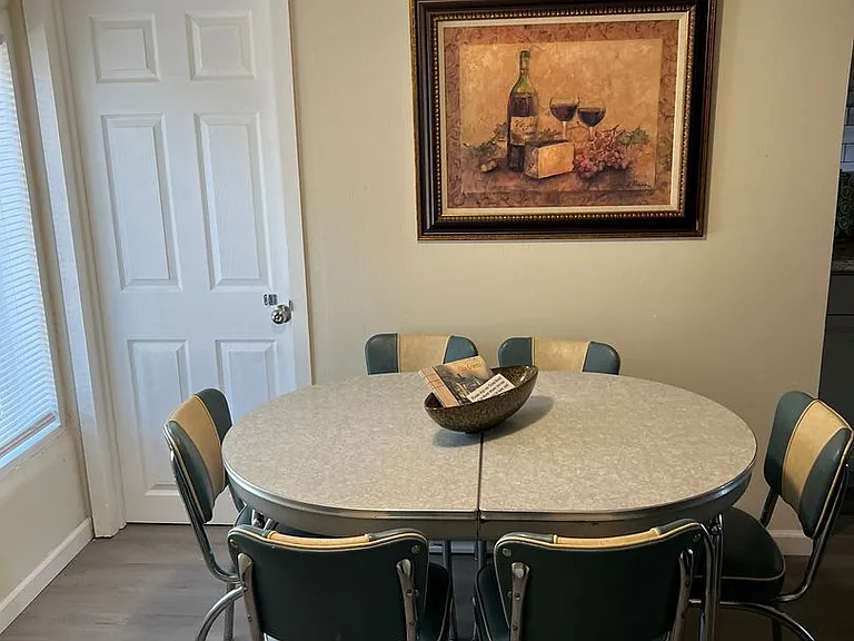 3026 N Hancock Ave — Photo 15