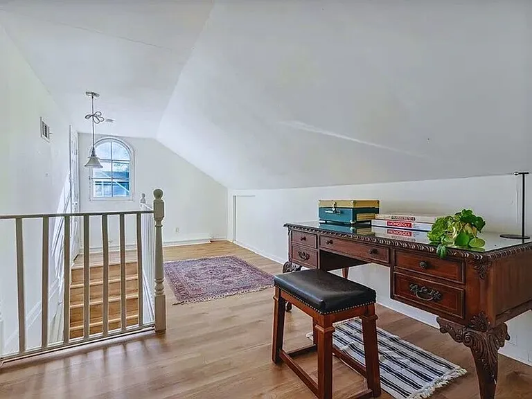 816 Charles Pl — Photo 14