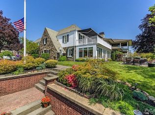 30 Lewis St, Perth Amboy, NJ 08861