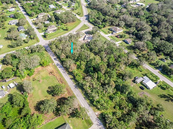 3rd image of 3534 NW 17th Avenue
