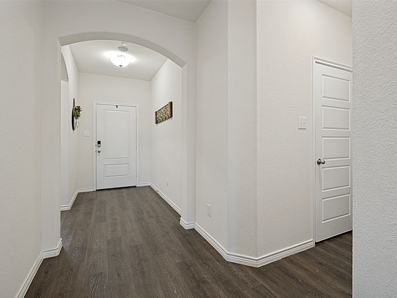 2nd image of 10213 Travis Rd