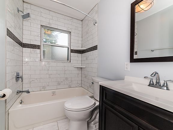 3rd image of 1771 Regene St