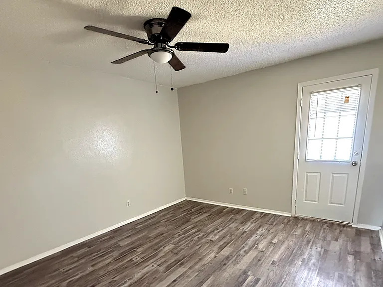 Autumn Run Apartments — Photo 4