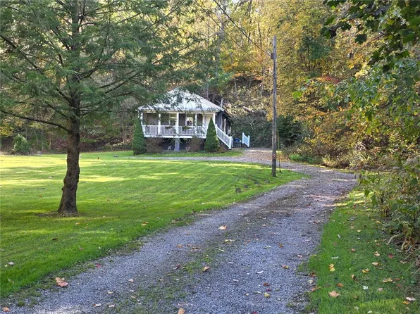 2101 Hamilton St, New Castle, PA 16101