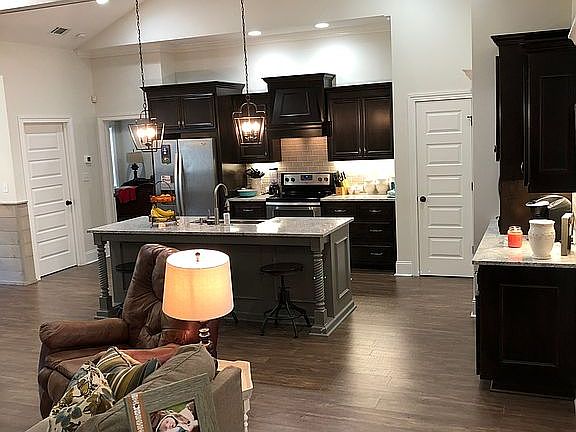 3rd image of 3526 Knights Mill Dr