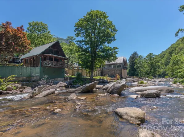 168 Lake Lure Hwy, Hendersonville, NC 28792