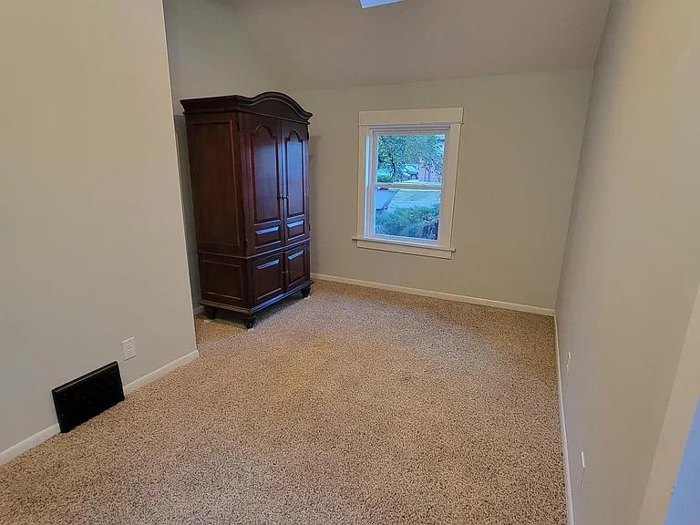 4723 Meredeth St — Photo 37