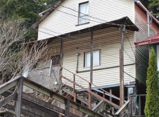 331-B Deermount St, Ketchikan, AK 99901