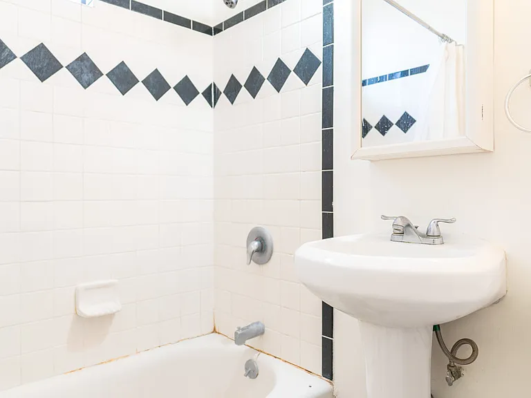 3501 Ellsworth St #6 — Photo 8