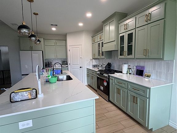 5th image of 12818 Madalynn Dr