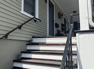 5 Whitwell Ave #A, Newport, RI 02840