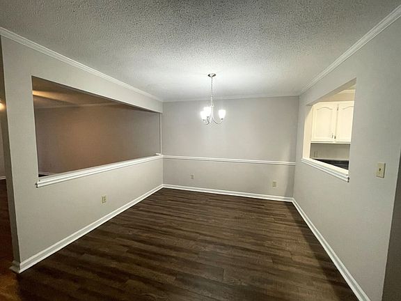 3rd image of 2505 W Broad St APT 414