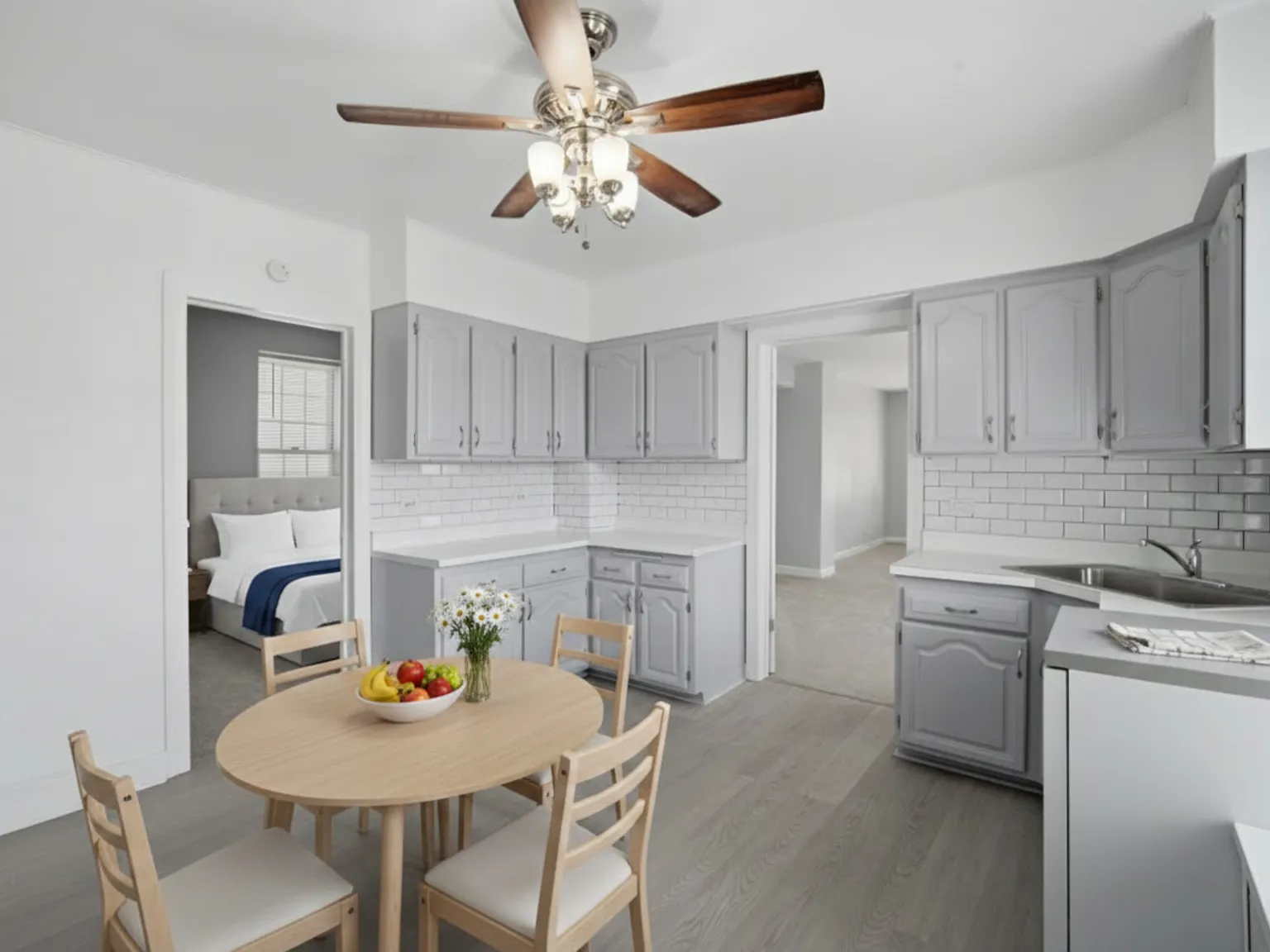 3 bed, 1340 sqft, $2,849 — Photo 3