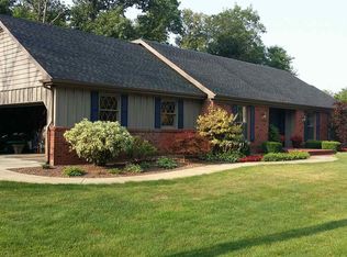 19744 Peach Ln, Goshen, IN 46526