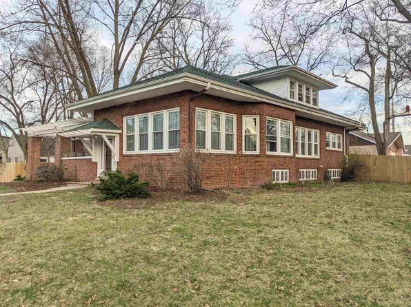 128 W Main St, Durand, IL 61024